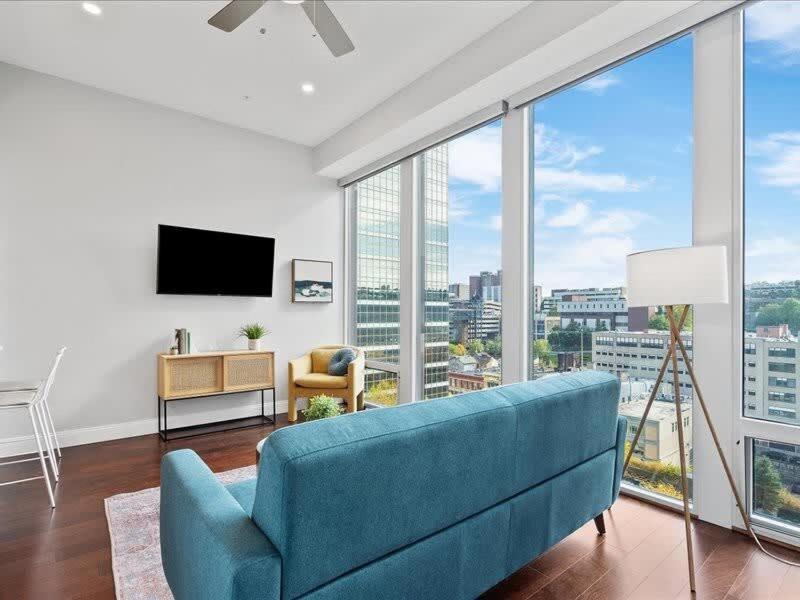 Cozysuites Trendy 1Br Ppg Paints Arena Pitts Pittsburgh Exterior photo